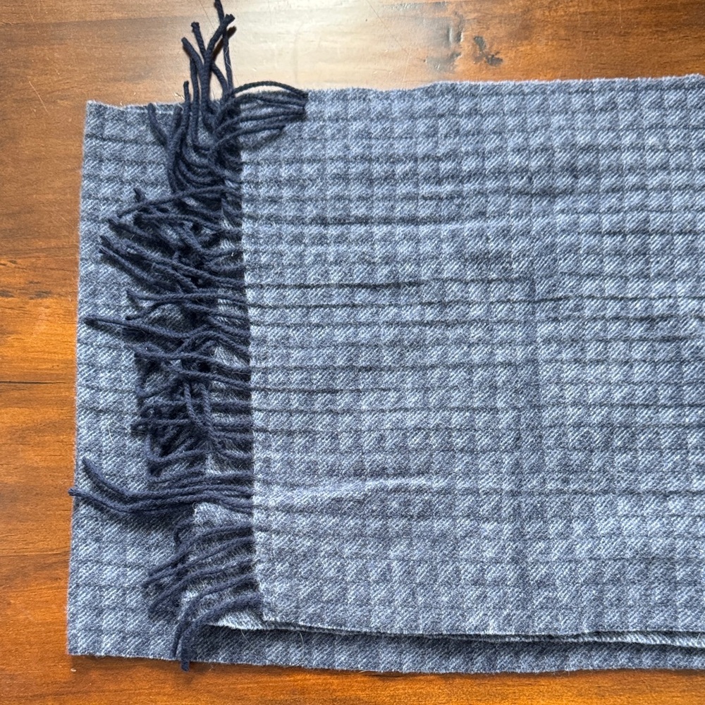 Classic Black and Gray Checkered Men's Scarf